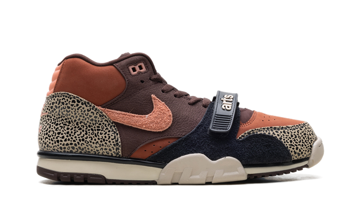 NIKE SB AIR TRAINER 1 ARTS-REC LIMESTONE