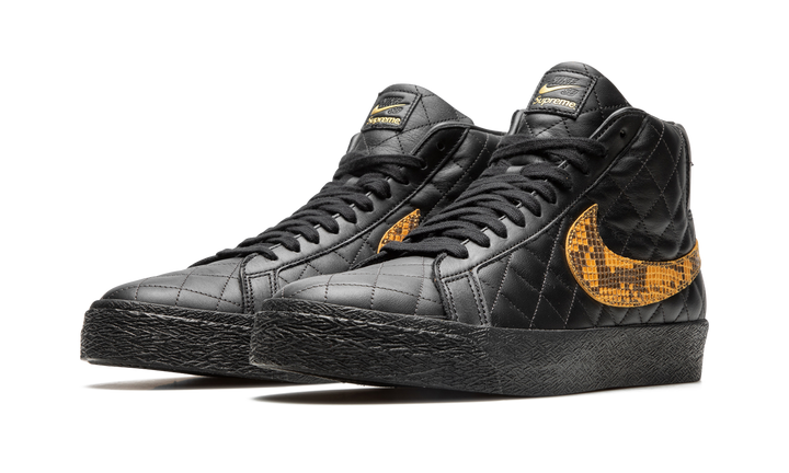 NIKE SB BLAZER MID X SUPREME BLACK