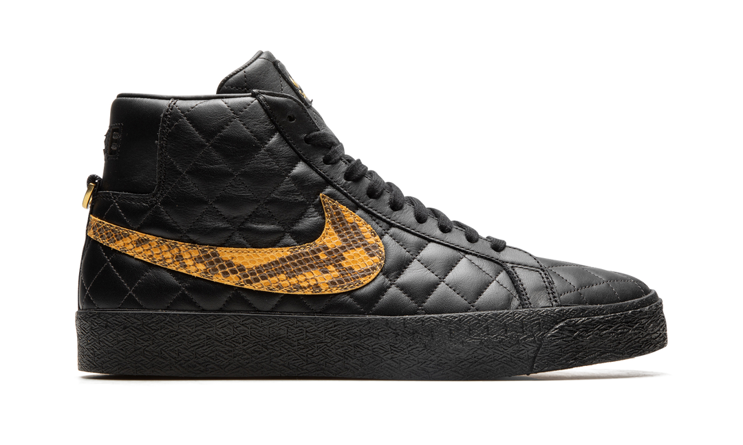 NIKE SB BLAZER MID X SUPREME BLACK