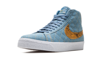 NIKE SB BLAZER MID X SUPREME DENIM BLUE — Stock
