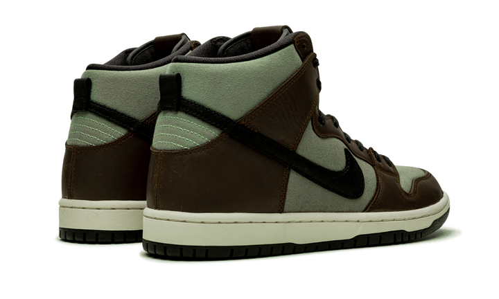 NIKE SB DUNK HIGH BAROQUE BROWN
