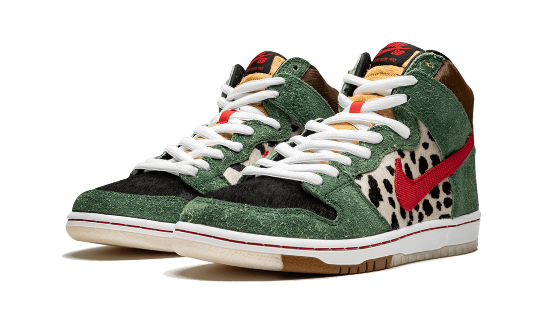NIKE SB DUNK HIGH DOG WALKER