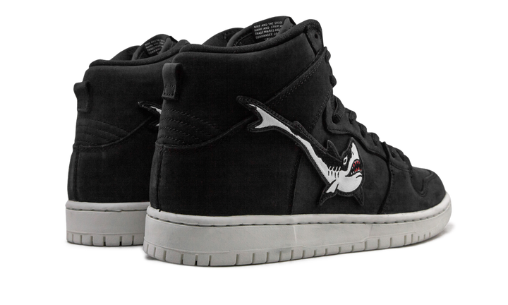 NIKE SB DUNK HIGH OSKI SHARK