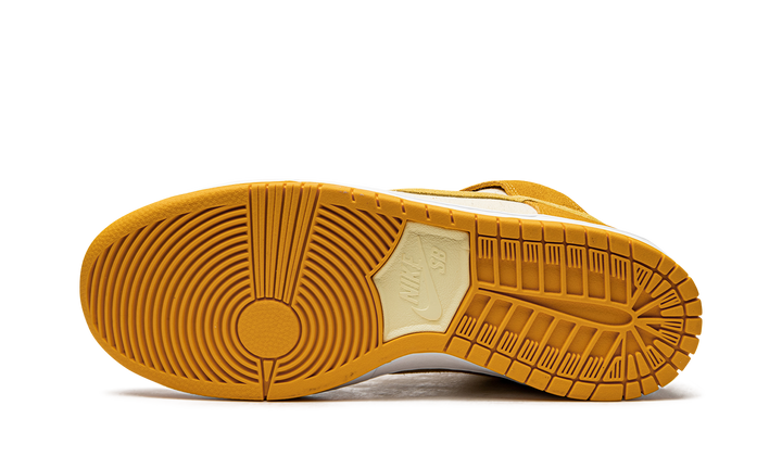 NIKE DUNK HIGH PRO SB &