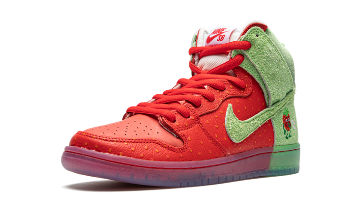 NIKE SB DUNK HIGH STRAWBERRY COUGH