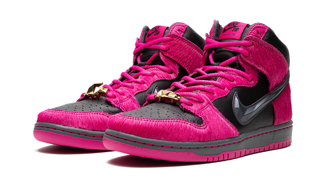 NIKE SB DUNK HIGH X RUN THE JEWELS PINK BLACK