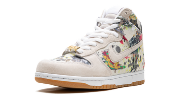 NIKE SB DUNK HIGH X SUPREME RAMMELLZEE — Stock