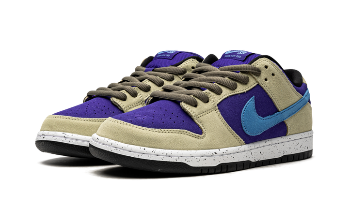 NIKE SB DUNK LOW ACG CALDERA