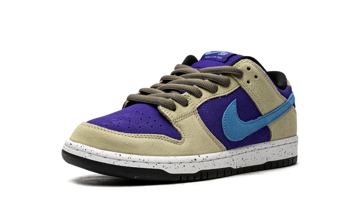 NIKE SB DUNK LOW ACG CALDERA