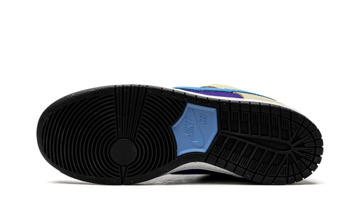 NIKE SB DUNK LOW ACG CALDERA