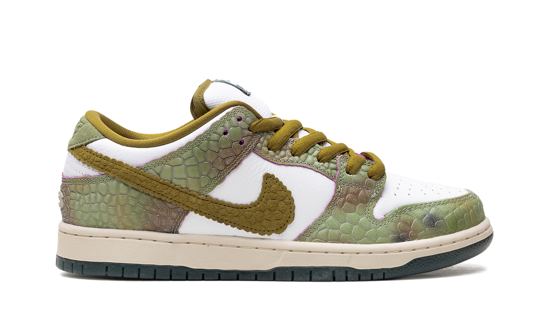 NIKE SB DUNK LOW ALEXIS SABLONE CHAMELEON