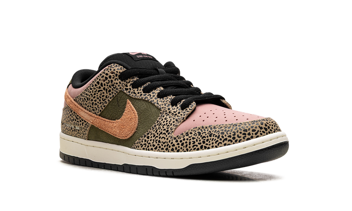 NIKE SB DUNK LOW ARTS-REC