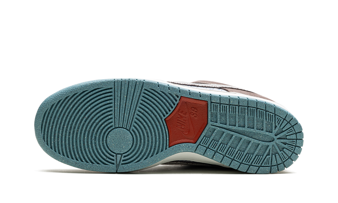 NIKE SB DUNK LOW BIG MONEY SAVINGS