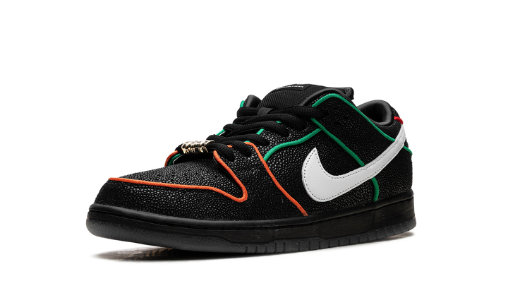 NIKE SB DUNK LOW BRONX GIRLS SKATE