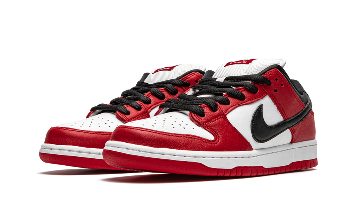 NIKE SB DUNK LOW CHICAGO