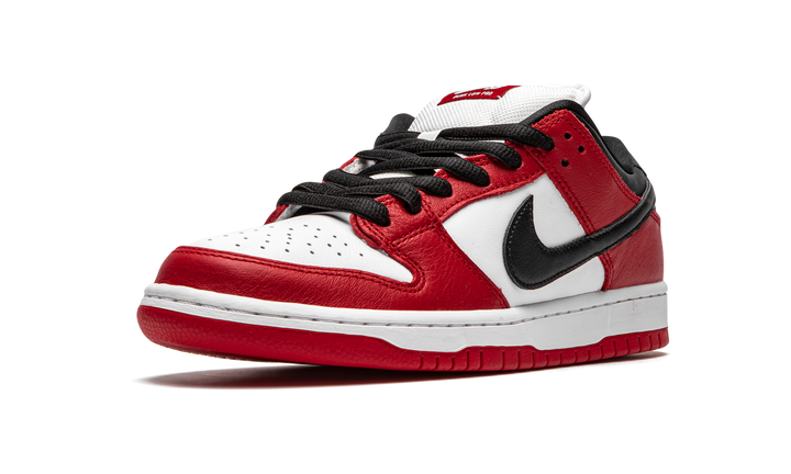 NIKE SB DUNK LOW CHICAGO