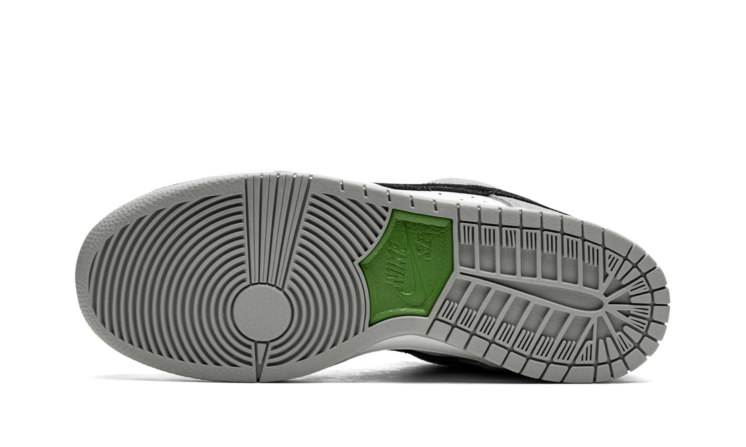 NIKE SB DUNK LOW CHLOROPHYLL