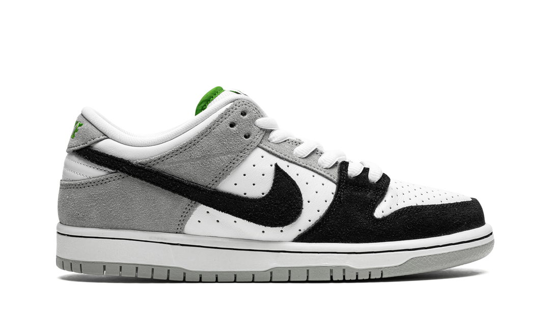 NIKE SB DUNK LOW CHLOROPHYLL