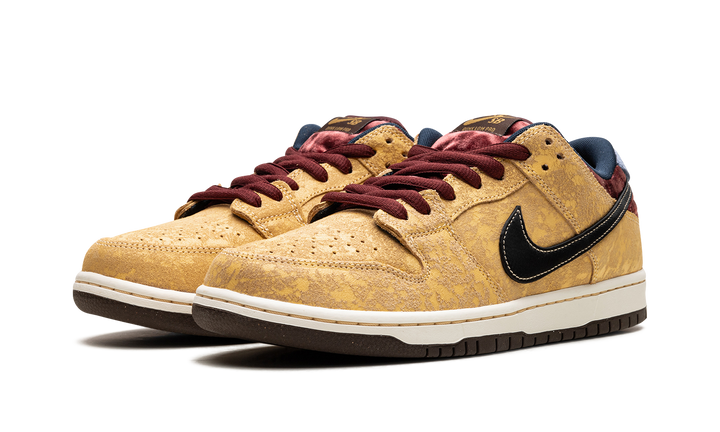 NIKE SB DUNK LOW CITY OF CINEMA