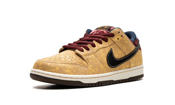 NIKE SB DUNK LOW CITY OF CINEMA