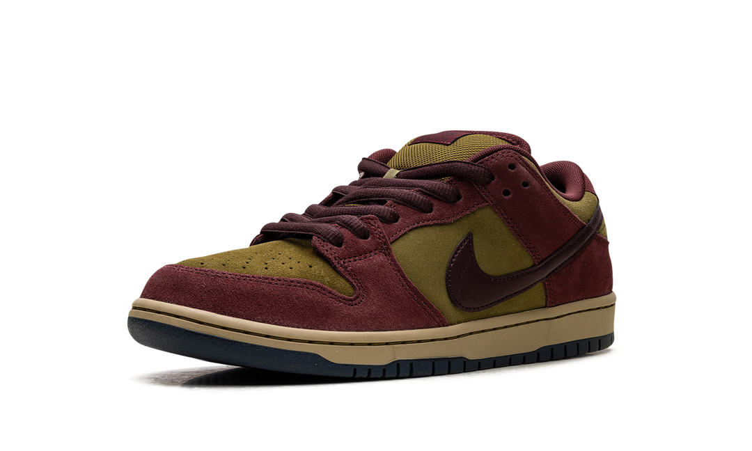 NIKE SB DUNK LOW DARK TEAM RED OLIVE FLAK