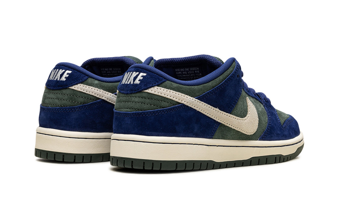 NIKE SB DUNK LOW DEEP ROYAL BLUE