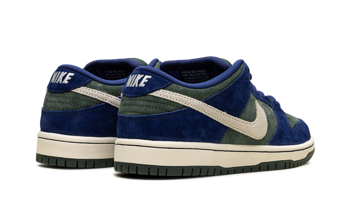 NIKE SB DUNK LOW DEEP ROYAL BLUE