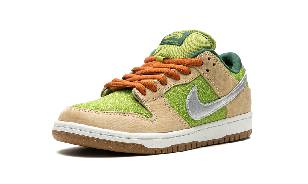 NIKE SB DUNK LOW ESCARGOT