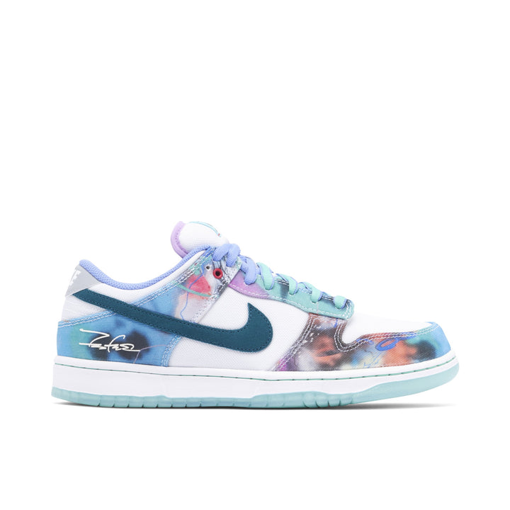 NIKE SB DUNK LOW FUTURA LABORATORIES BLEACHED AQUA