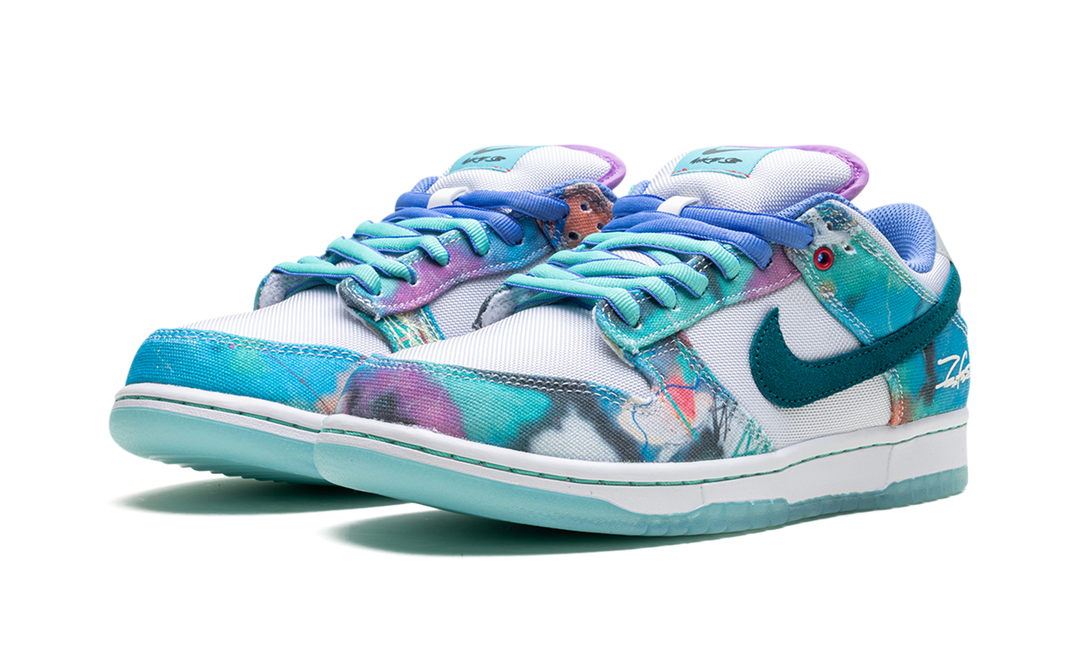 NIKE SB DUNK LOW FUTURA LABORATORIES BLEACHED AQUA