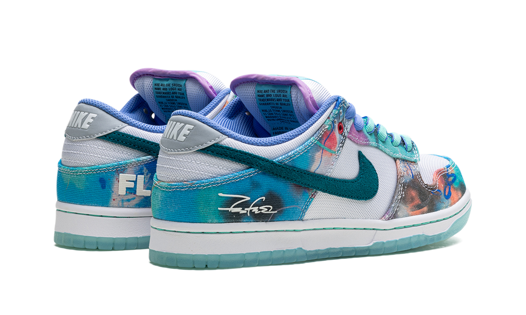 NIKE SB DUNK LOW FUTURA LABORATORIES BLEACHED AQUA