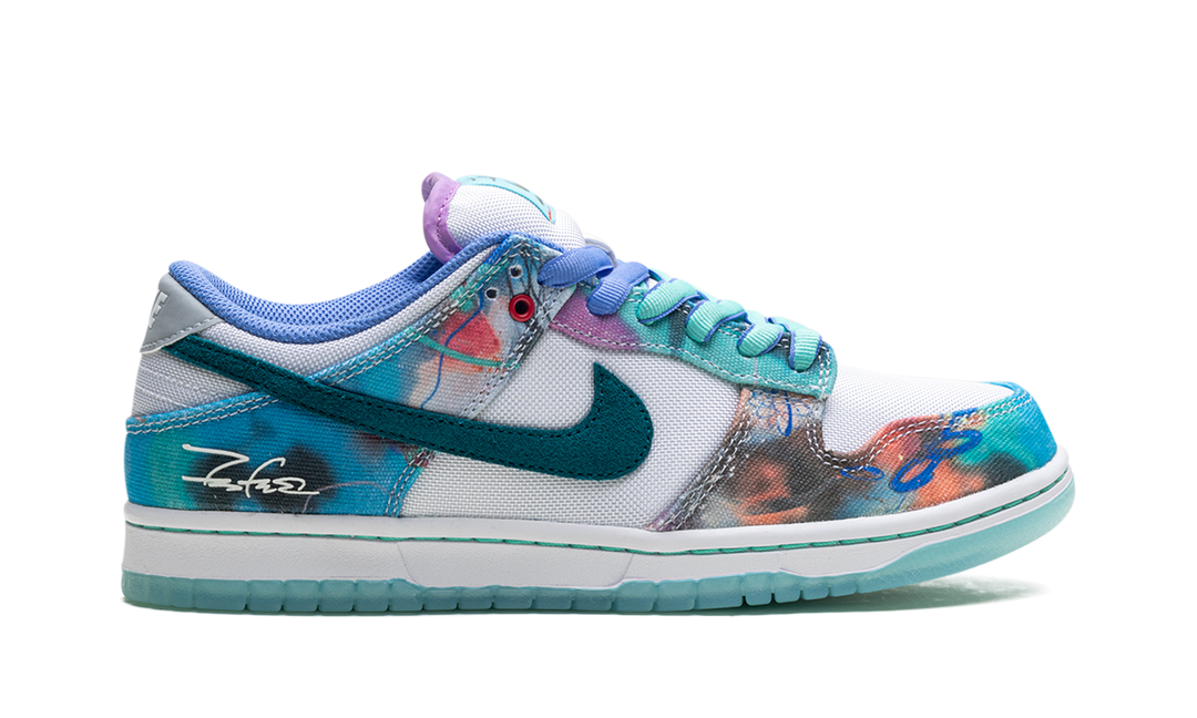 NIKE SB DUNK LOW FUTURA LABORATORIES BLEACHED AQUA