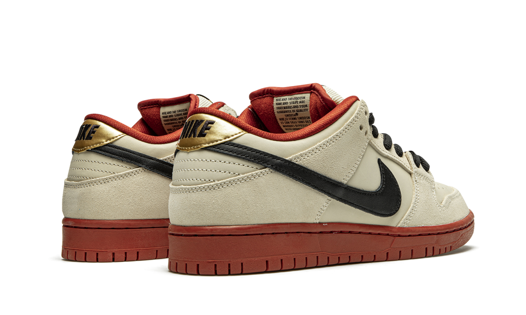 NIKE SB DUNK LOW HENNESSY
