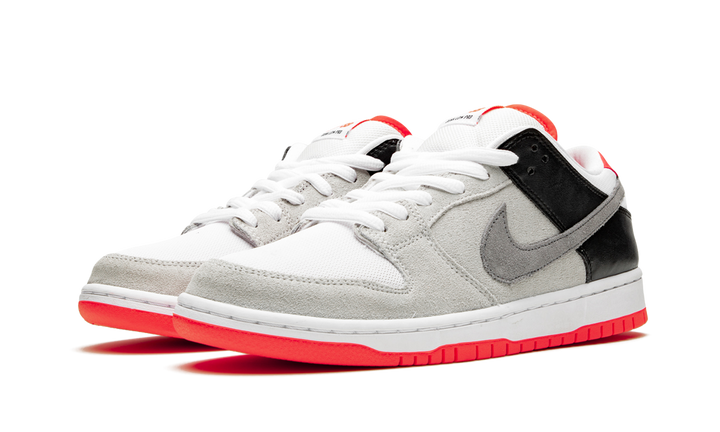 NIKE SB DUNK LOW INFRARED