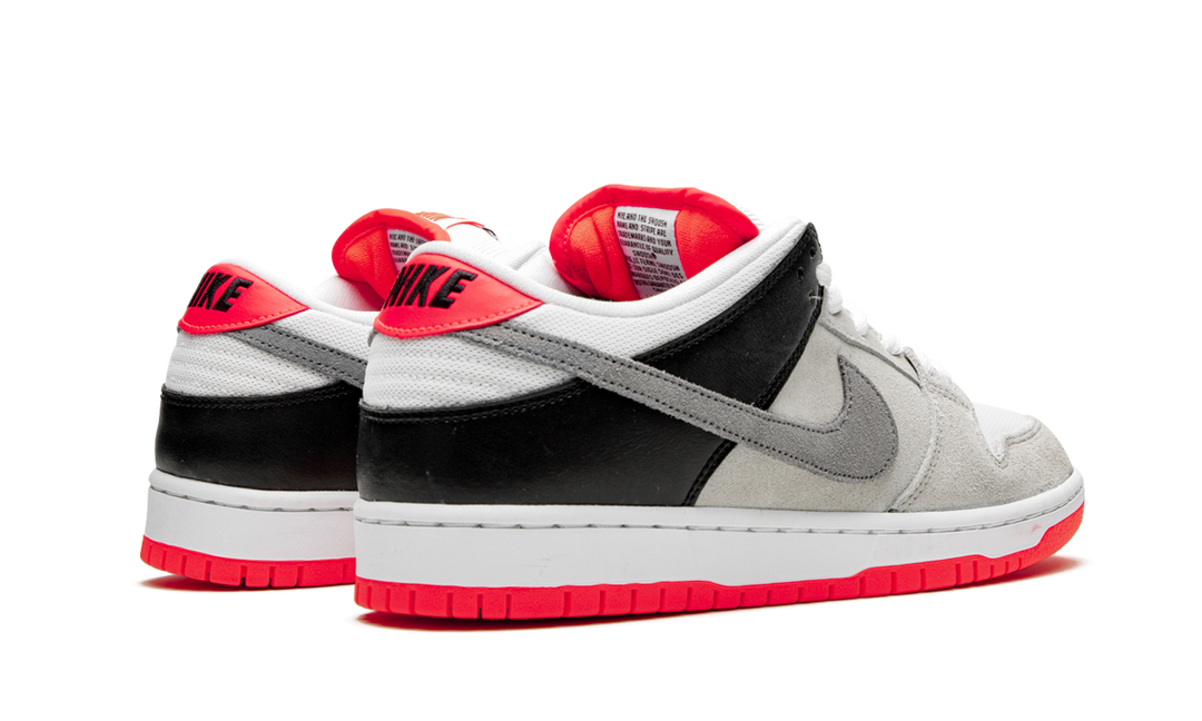 NIKE SB DUNK LOW INFRARED