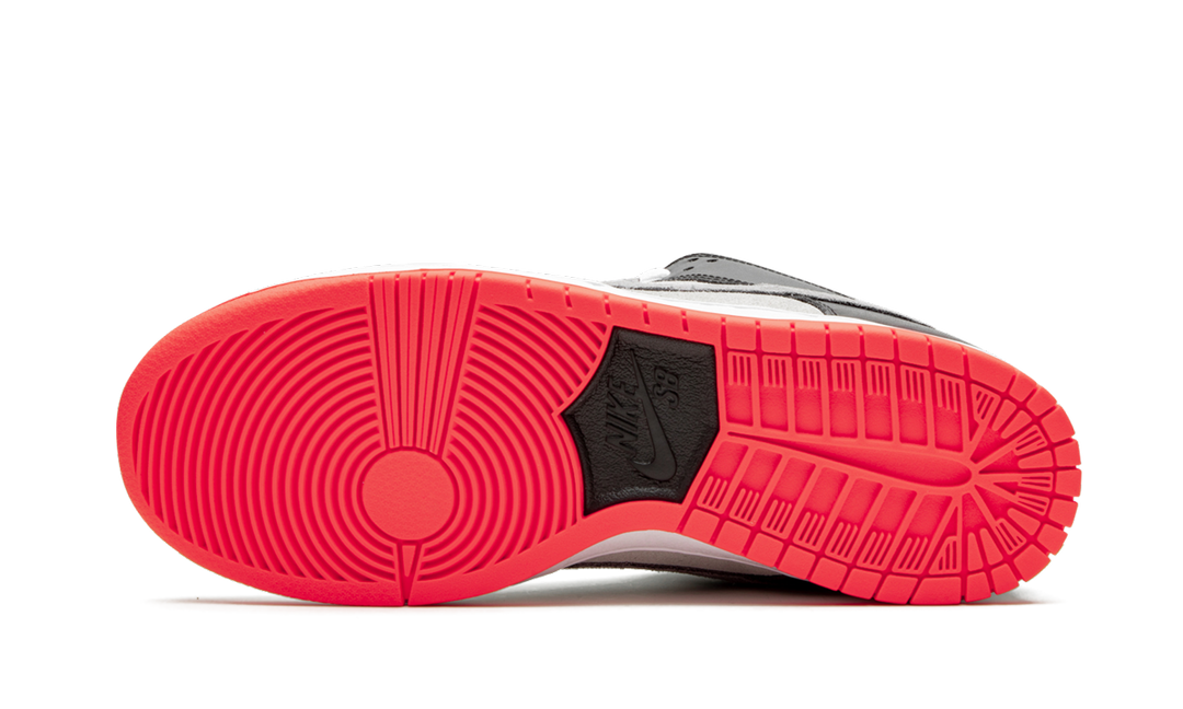 NIKE SB DUNK LOW INFRARED