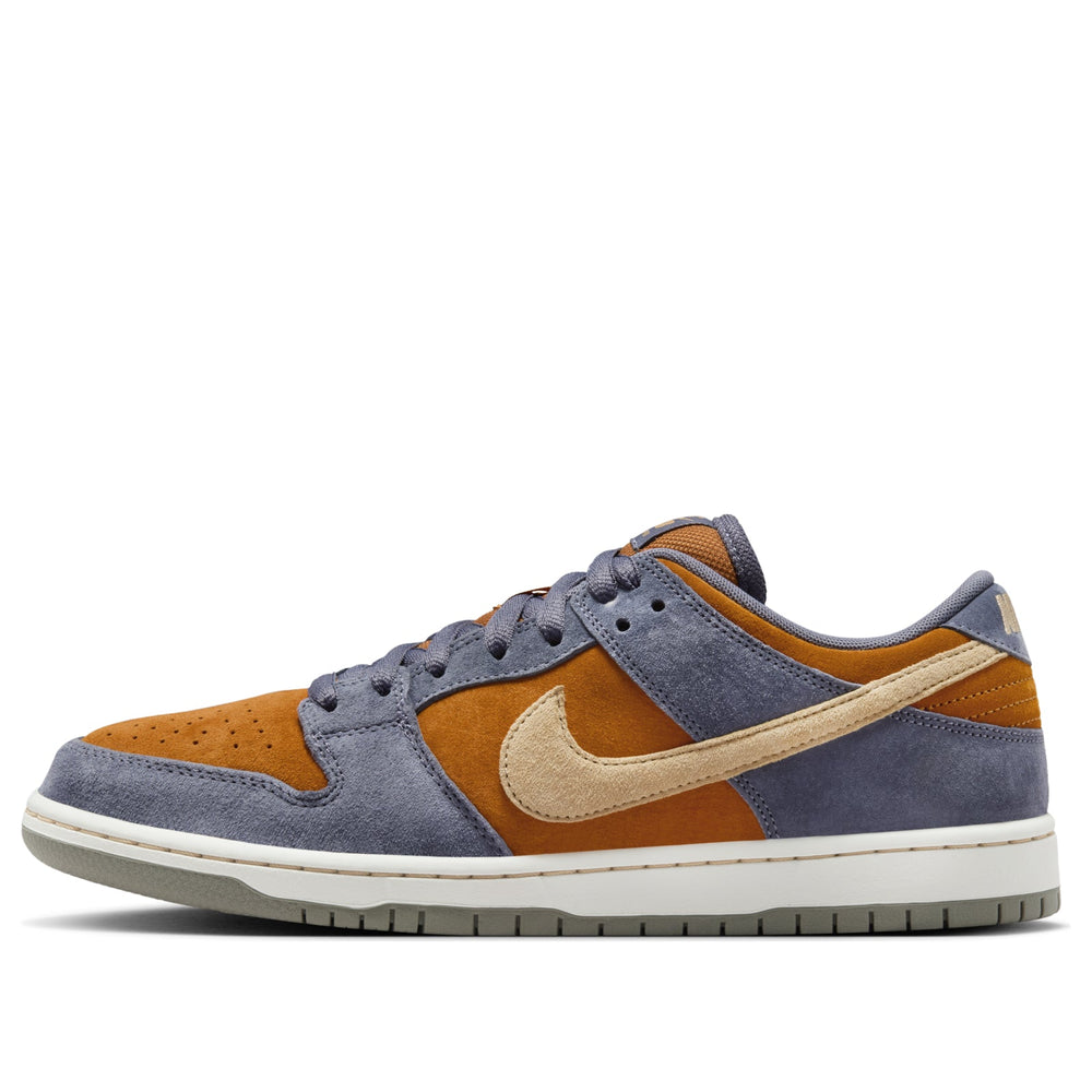 NIKE SB DUNK LOW LIGHT CARBON MONARCH — Stock #2