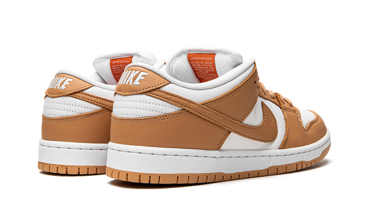 NIKE SB DUNK LOW LIGHT COGNAC