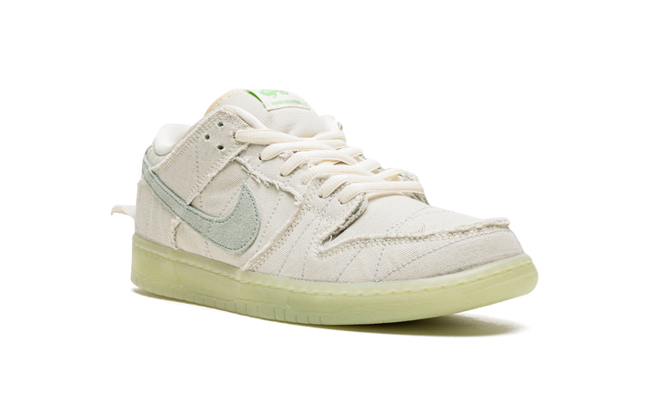 NIKE SB DUNK LOW MUMMY