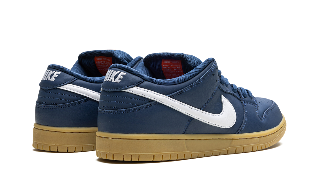 NIKE SB DUNK LOW NAVY GUM — Stock 