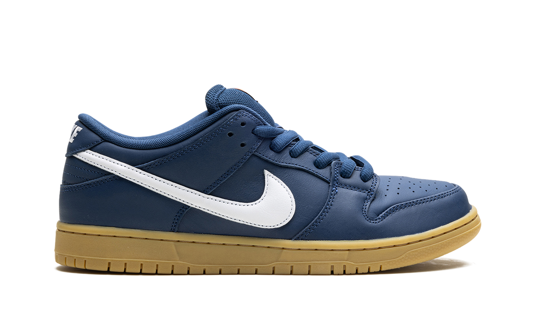NIKE SB DUNK LOW NAVY GUM — Stock 