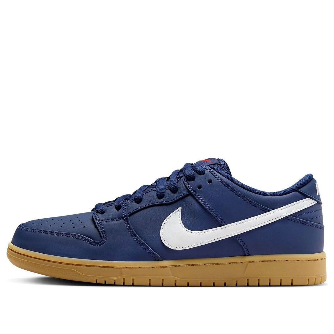 NIKE SB DUNK LOW NAVY GUM — Stock 