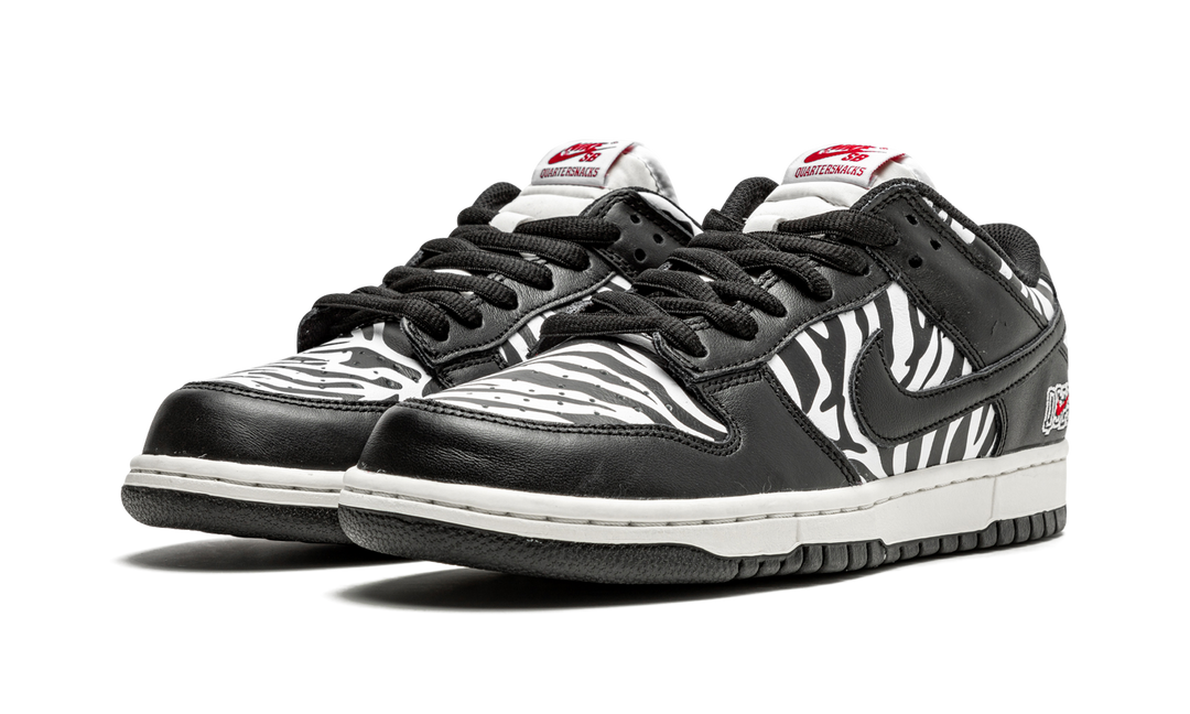 NIKE SB DUNK LOW OG QS QUARTERSNACKS ZEBRA