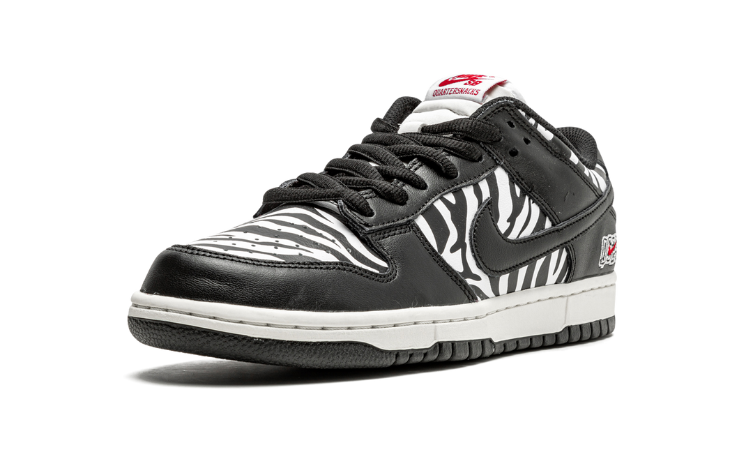 NIKE SB DUNK LOW OG QS QUARTERSNACKS ZEBRA