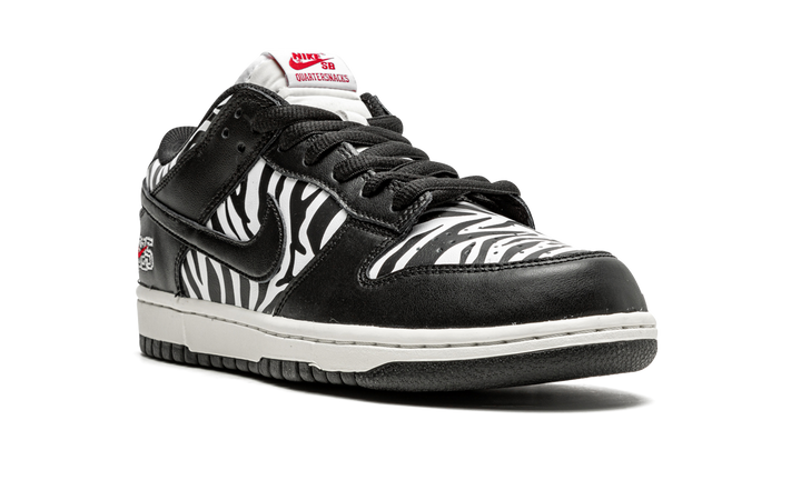 NIKE SB DUNK LOW OG QS QUARTERSNACKS ZEBRA
