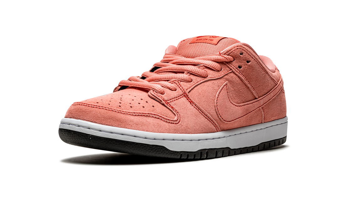 NIKE SB DUNK LOW PINK PIG