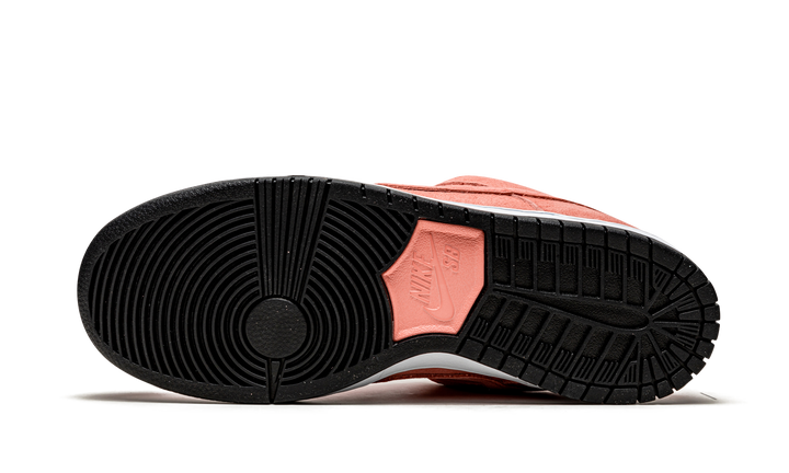 NIKE SB DUNK LOW PINK PIG