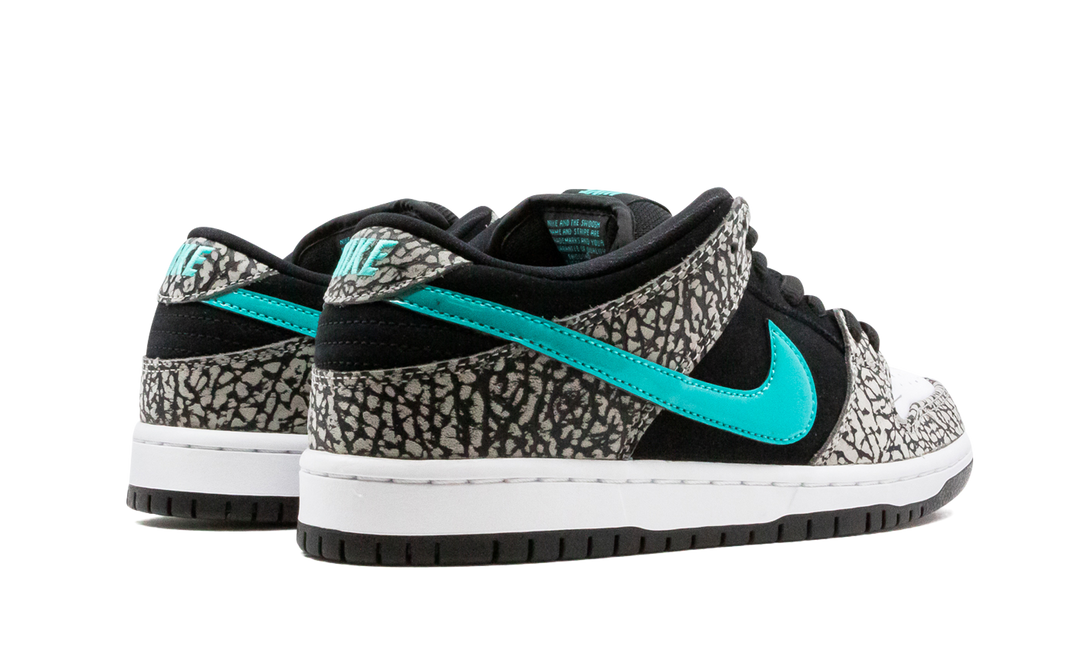 NIKE SB DUNK LOW PREMIUM ATMOS ELEPHANT