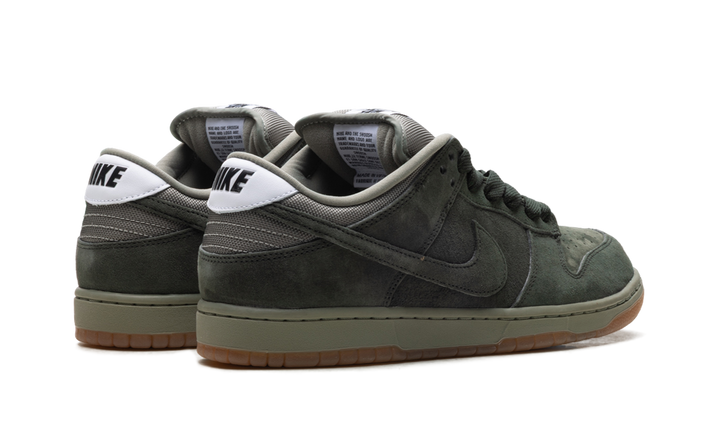 NIKE SB DUNK LOW PRO B SEQUOIA — Stock 