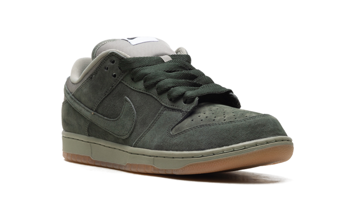 NIKE SB DUNK LOW PRO B SEQUOIA — Stock 